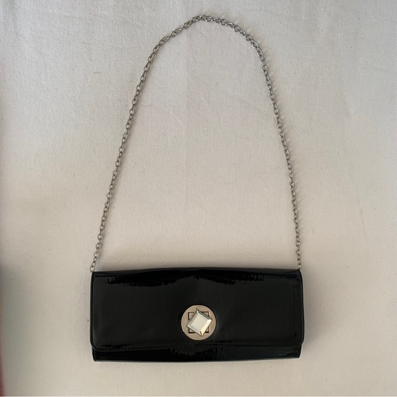 Jessica McClintock Black Patent Leather Clutch Gemstone Clasp Chain Strap - Picture 2 of 9